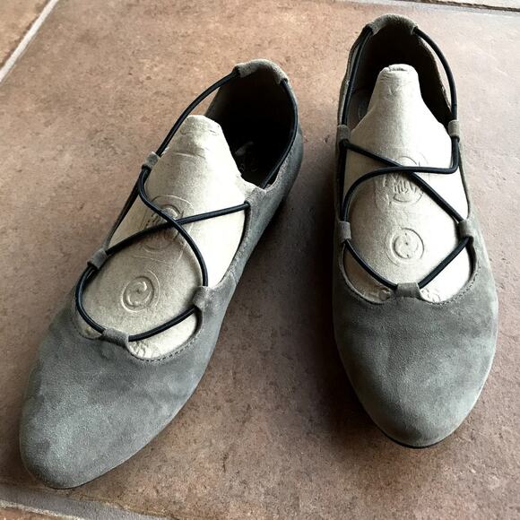 Earthies by Earth Brown Suede Ballet Slippers w Crossover Cords size 8.5 - Picture 16 of 16